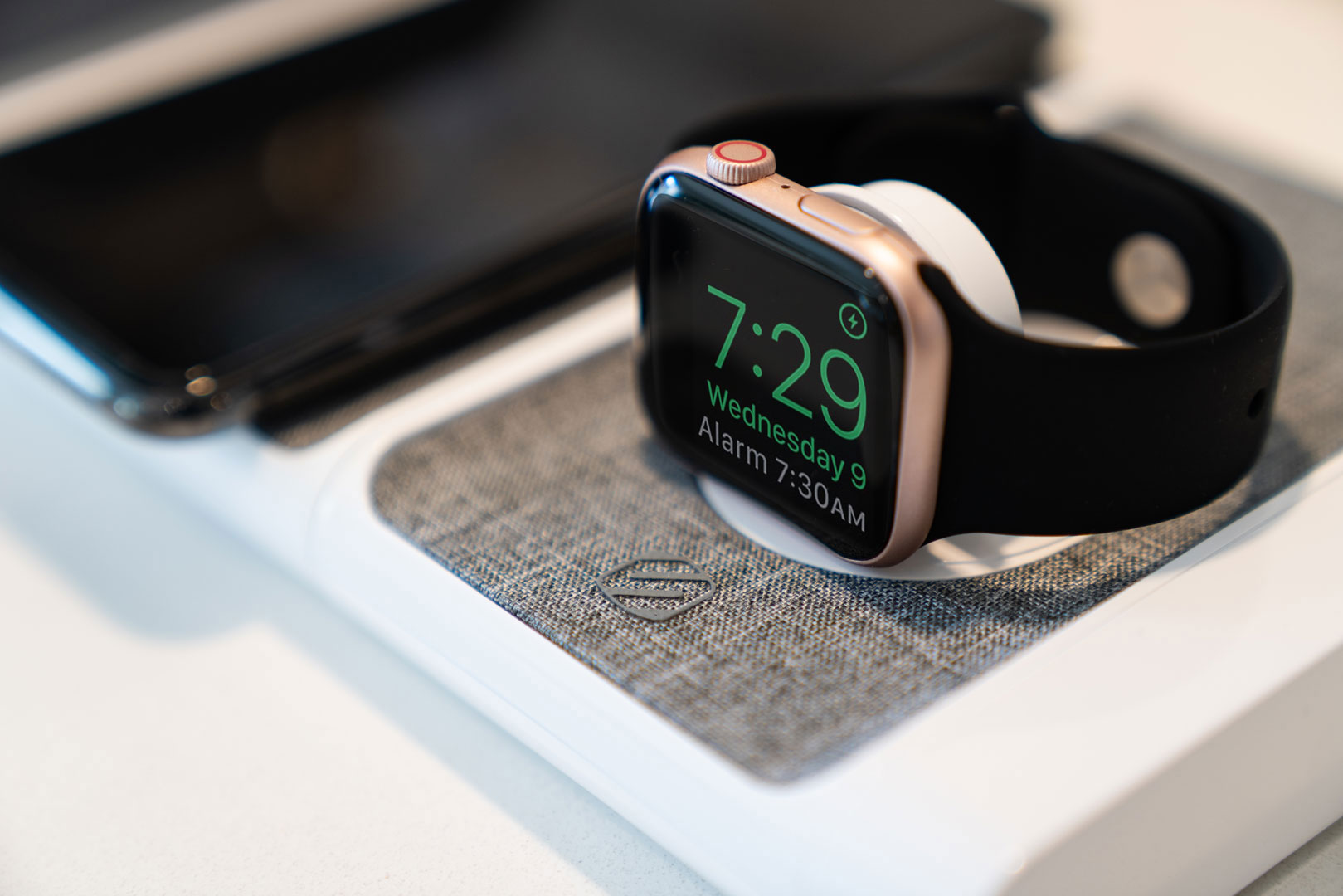 Apple Watch® Charging Guide: Tips & Methods