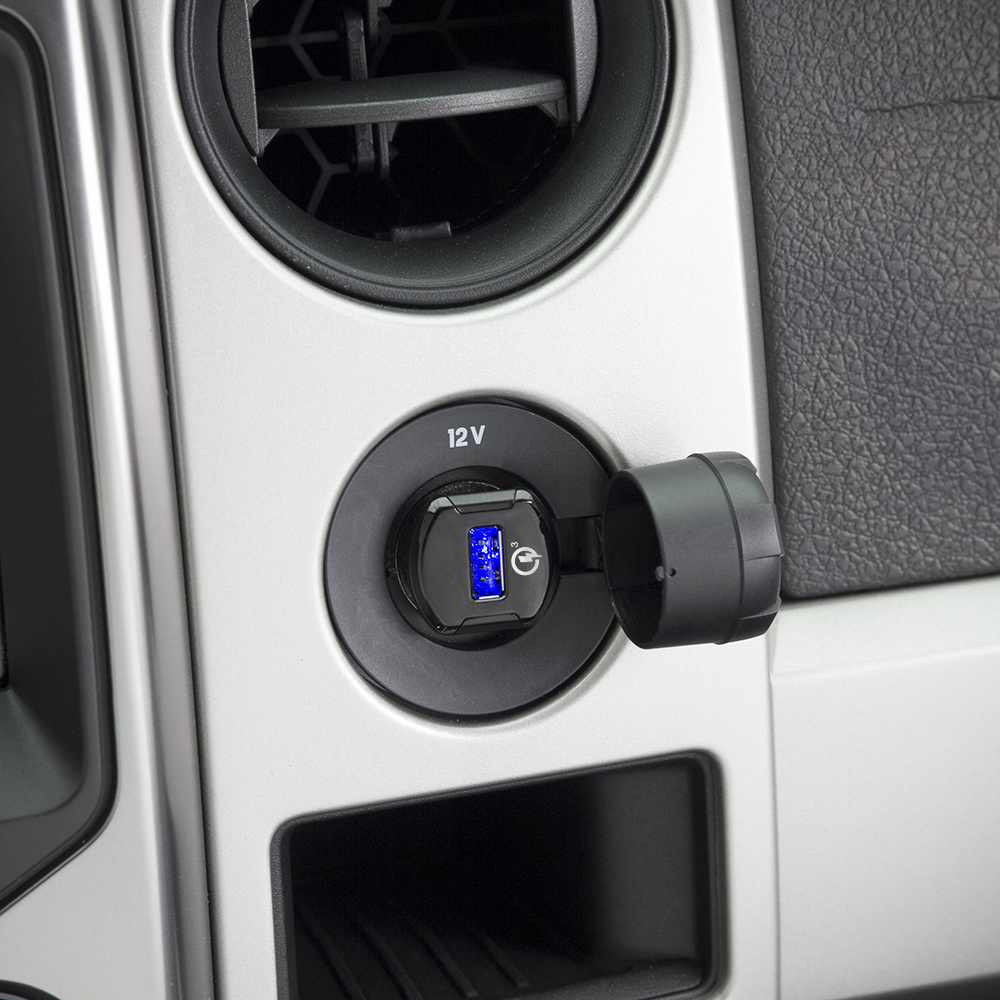 Scosche USB quick charger in car 12V socket
